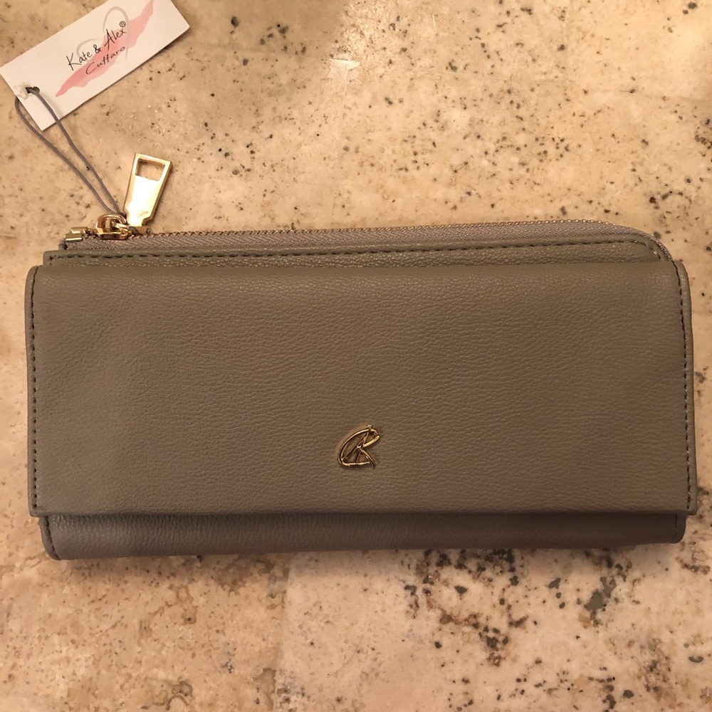 Kate & Alex Cuttaro, women’s zip wallet